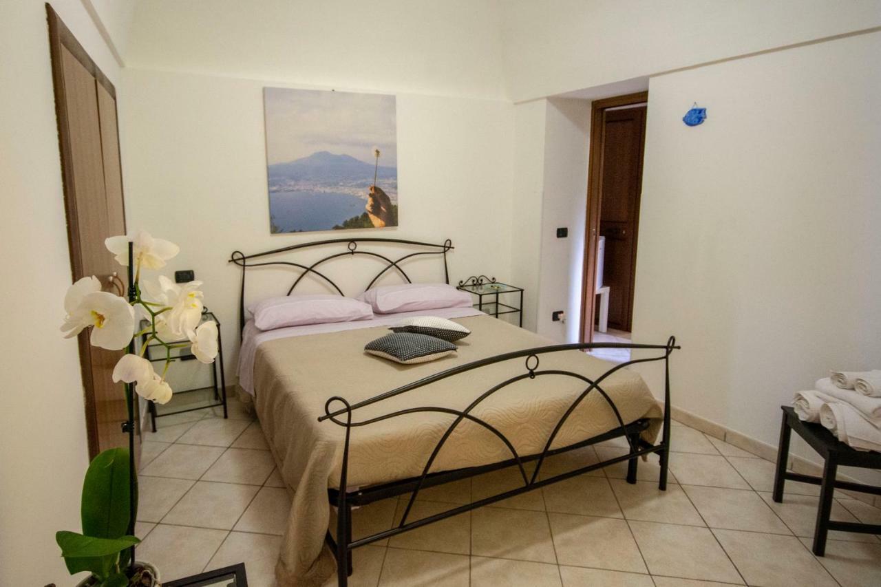 Quintessenza - Sorrento Coast Rentroom Vico Equense Ngoại thất bức ảnh
